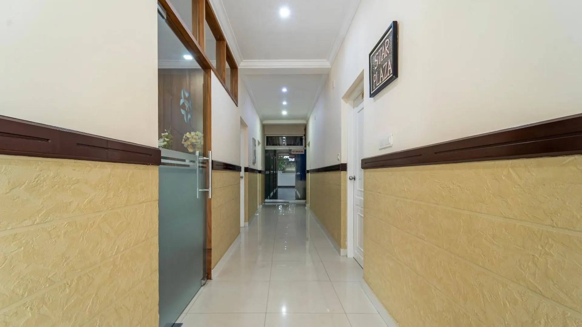 Treebo Thoduvas Star Plaza Cochin Airport Hotel Nedumbassery 3*,